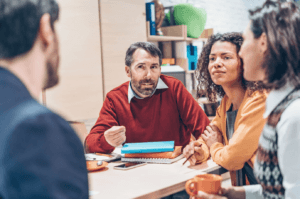 Communiquer avec ses équipes cette astuce rhétorique que les managers sous estiment